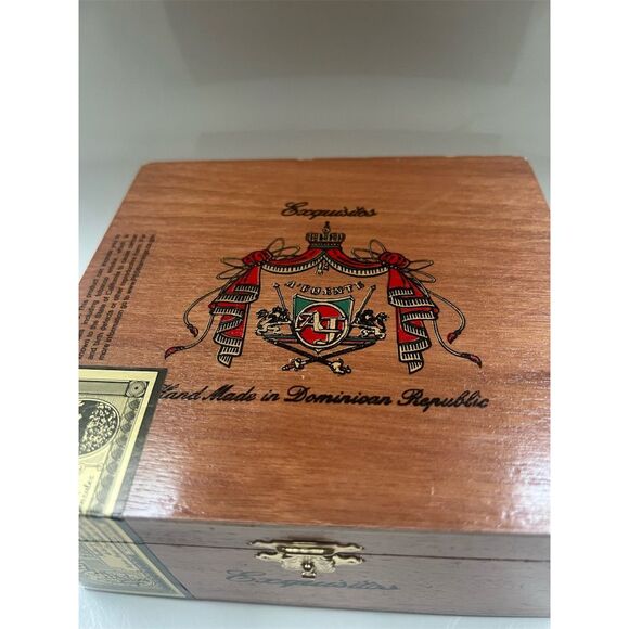 Arturo Fuente Exquisitos Empty Wooden Cigar Box Dominican Republic - Picture 2 of 16